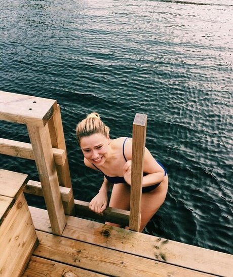 Dagny Norvoll Sandvik art star photo