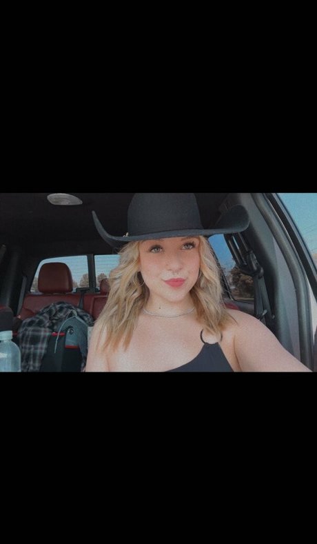 Savvy Sav art actress archive