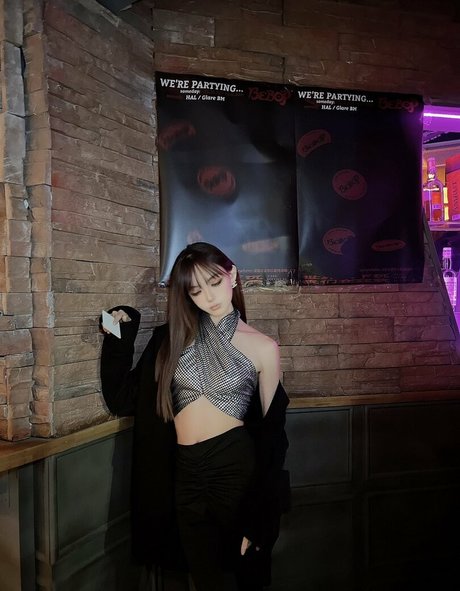 TS Xinxiaoxian_ nudes actress img