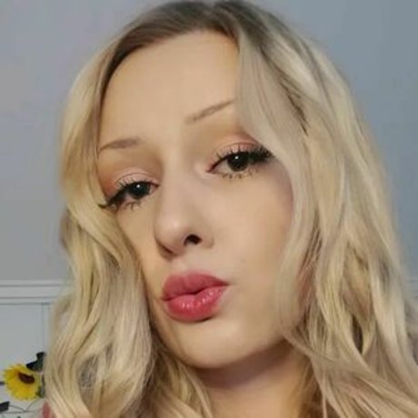 EvaBreem perfect model photos