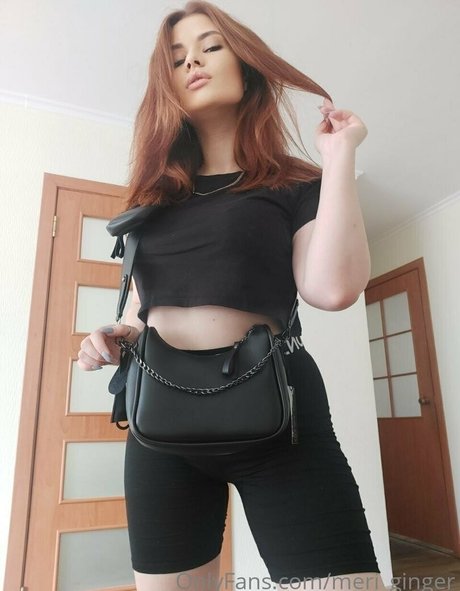 meri ginger nude model img