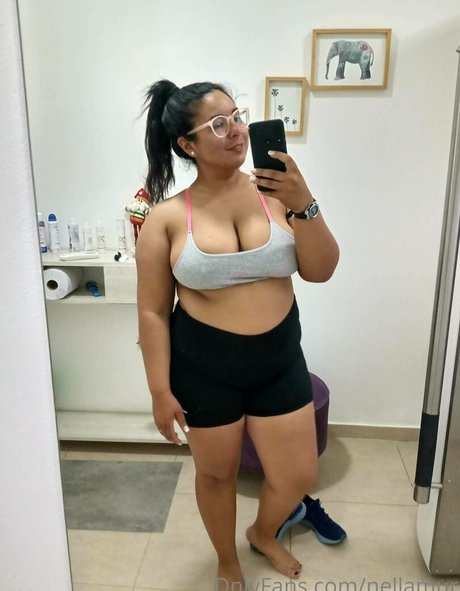 nellamur star sexy pics