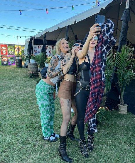 Lilith Czar erotic pornstar photos