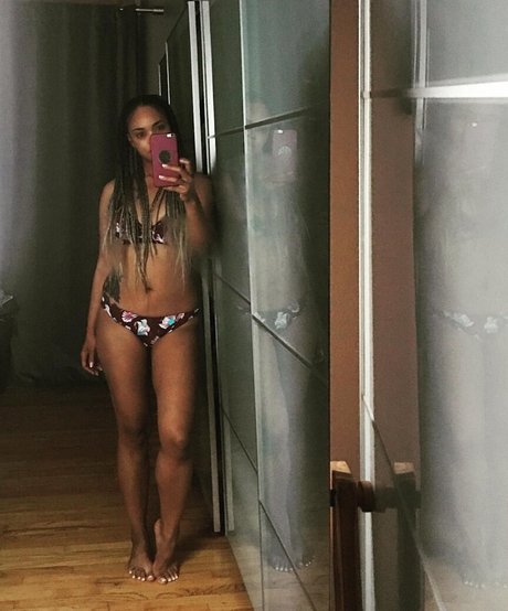 Sharon Leal pornstar art galleries