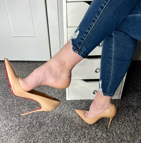 kaydeefxxt model xxx pictures