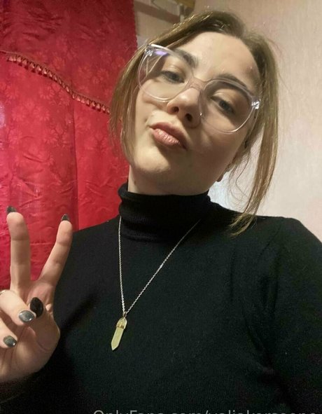 valiawixx porn model picture