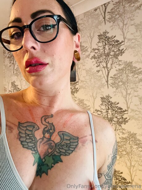 yourcuteelena high quality pornstar pics