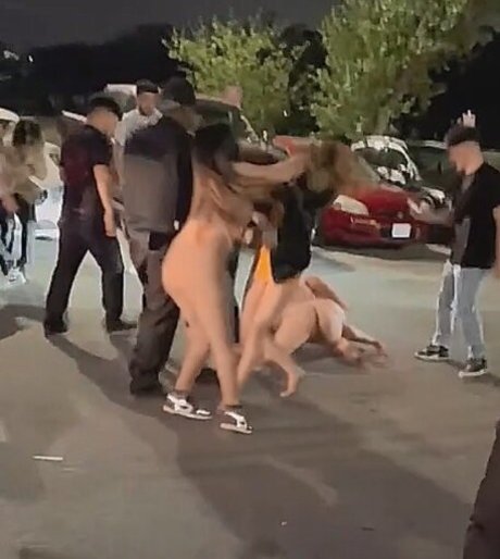 Mulheres Brigando pornstar galleries