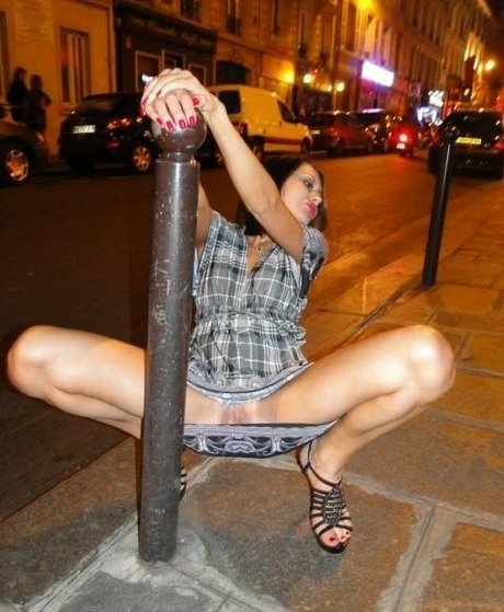 Fun In Clubs hd actress pics