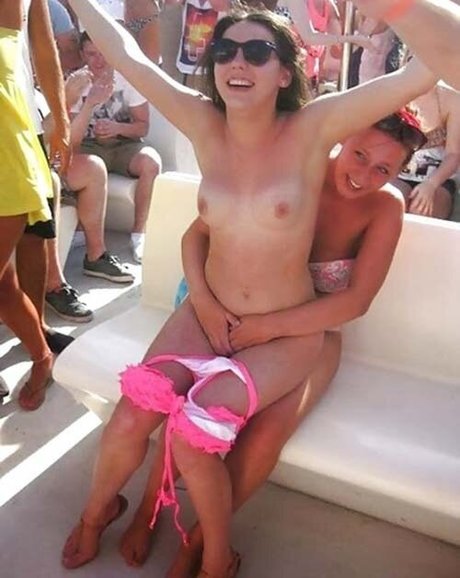 Fun In Clubs free star img