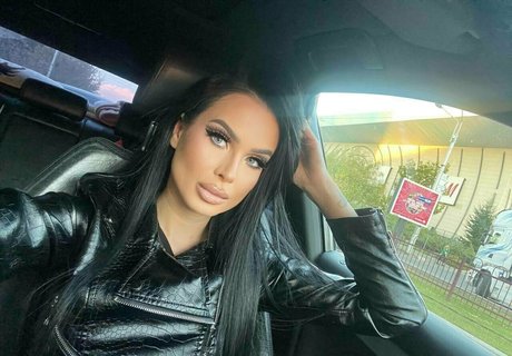 monicasins star naked pics