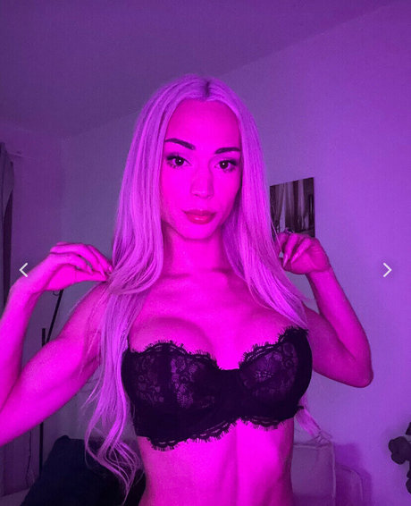 Georgina Navarro pornstar erotic img