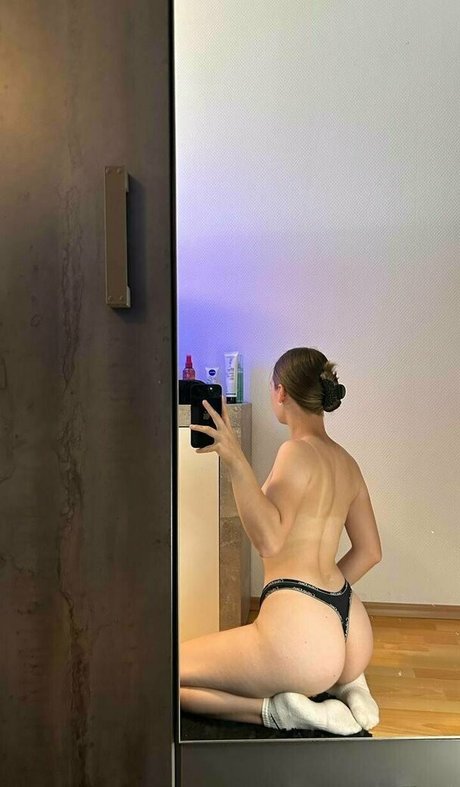 lucy fans vip sexy actress picture