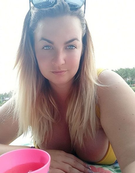 bun with jam nudes model pics