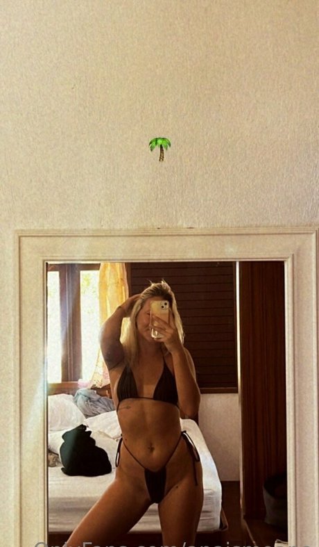 sianaanaom pretty model img