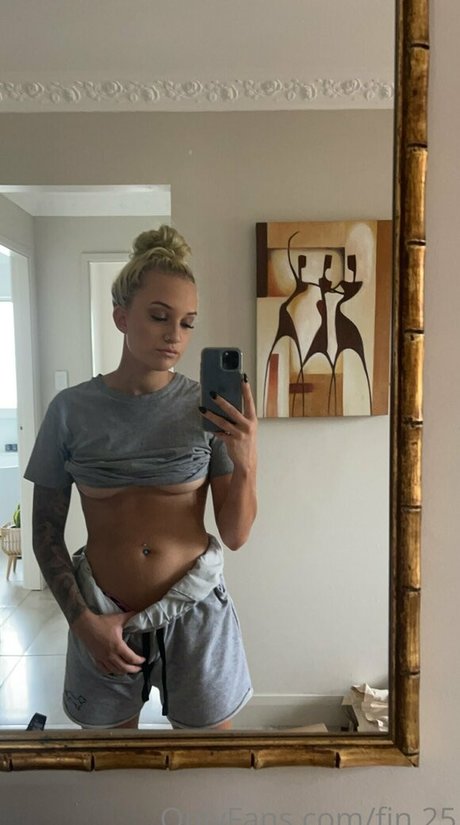 Fin 25 porn star galleries