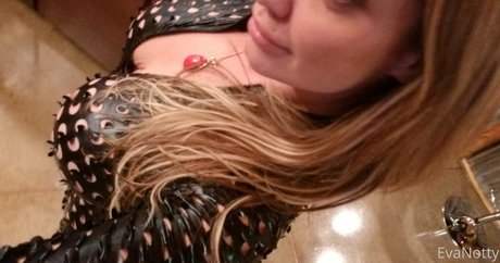 evabnotty star xxx pics