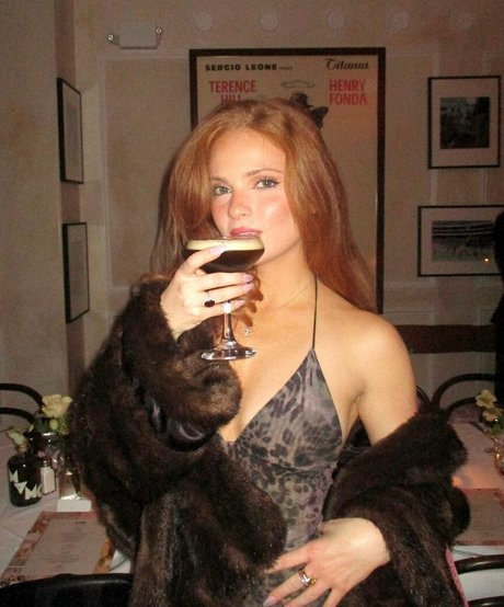 Sophia La Corte pornographic star gallery