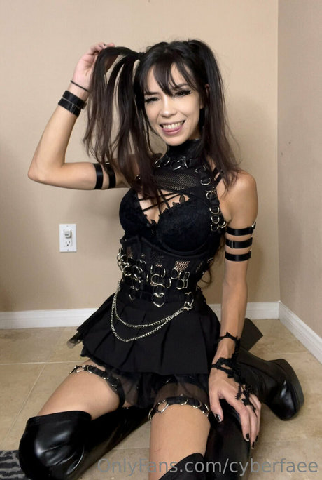 cyberfaee star nice pic