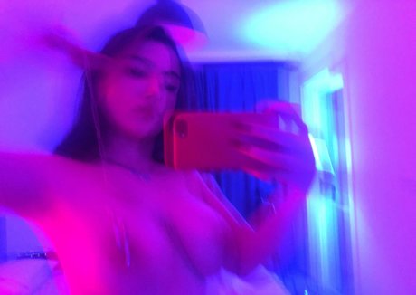 nadeleine star adult photos