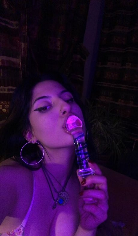 nadeleine star beautiful photos