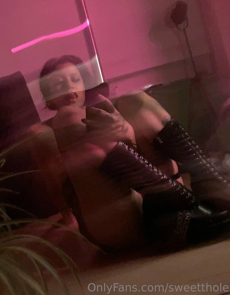 sweetthole sex star pictures