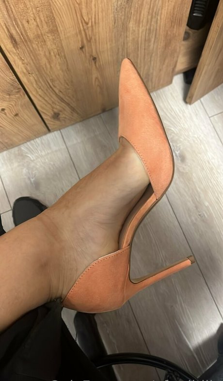 afroditlily star top pics