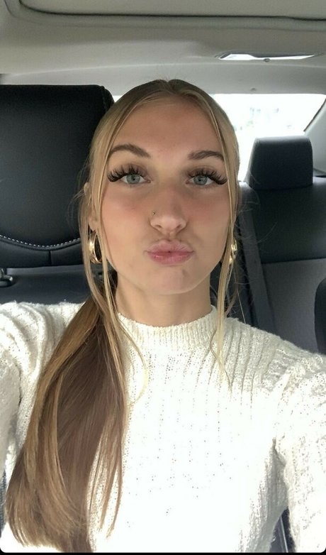 Jessthejawn pornstar top image