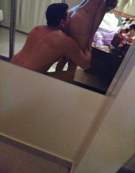 Hotwify1 sex actress photo