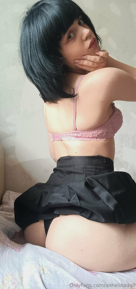anhelinadoll erotic model photo