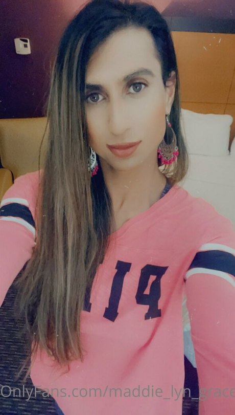 maddie lyn grace beautiful star photos