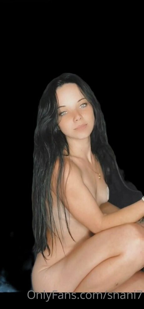 land down under gal star image