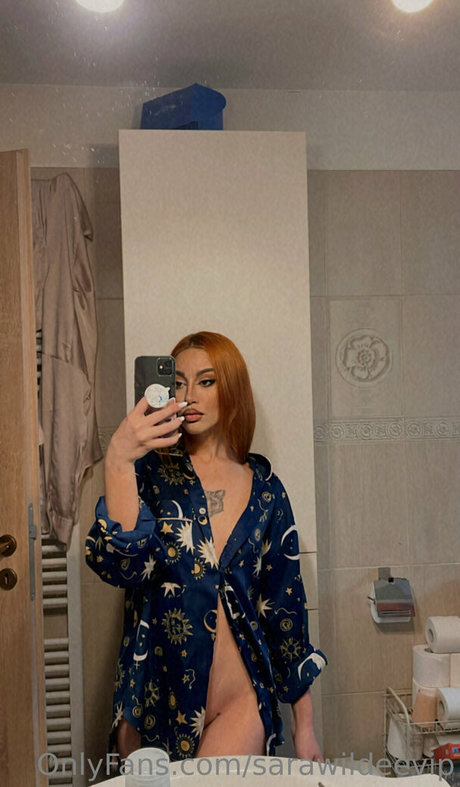 saraawildee star hot photo