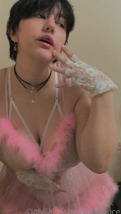 Icedmelontt model free pictures