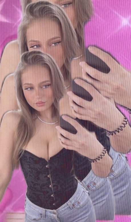 sincerelyroos free naked star pics