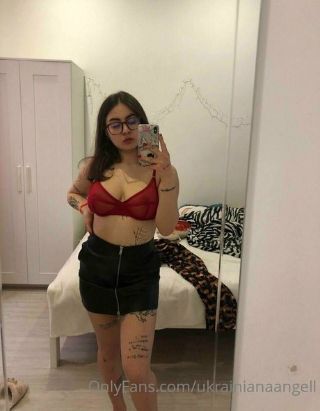 ukrainianaangell exclusive model pic