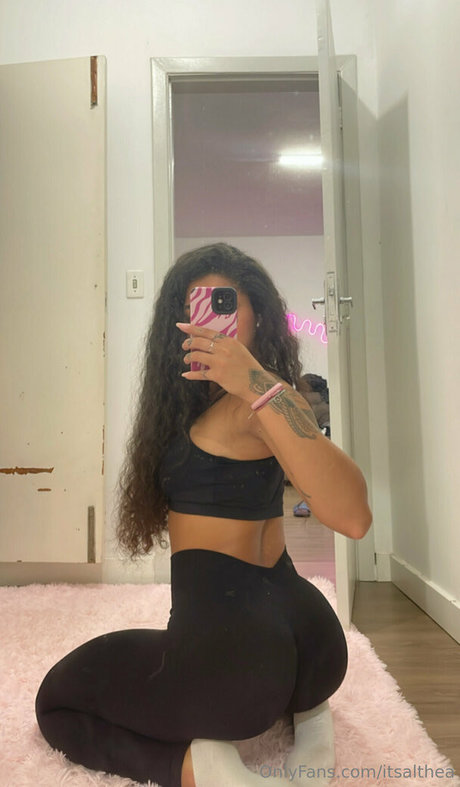 itsaltheax naked model photo