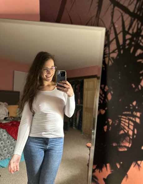 alibrarising model pretty photos