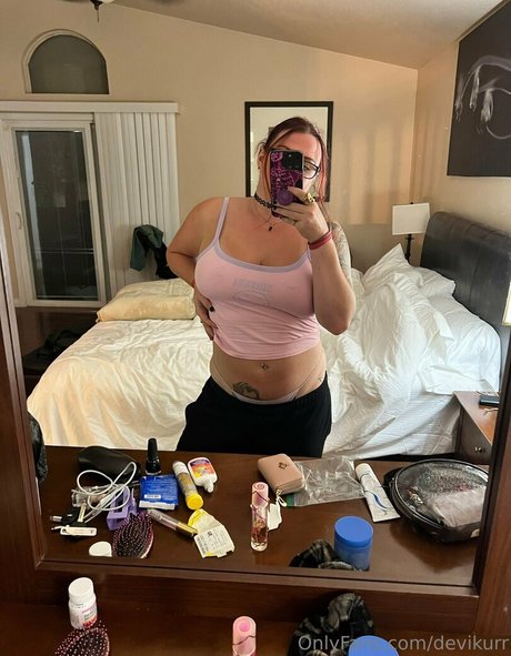 devikurr model porn photos