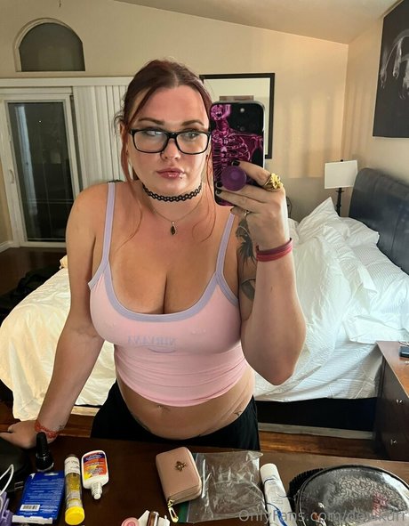 devikurr model sexy images