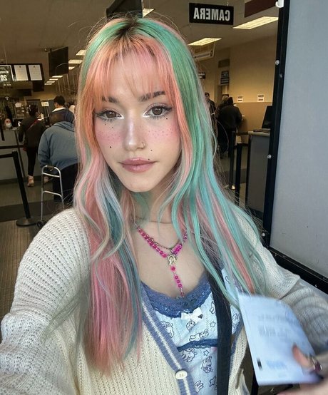 Puresoftie sex model image