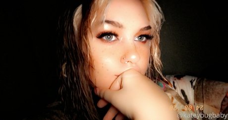 kateybugbaby hot pornstar galleries
