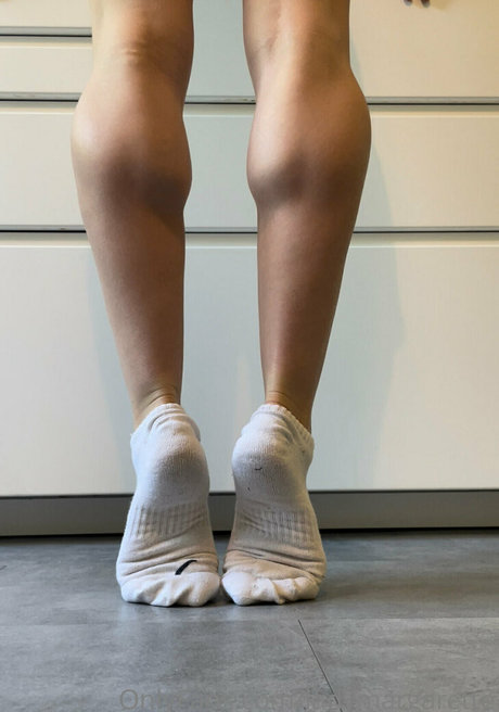 ladymargarette naked model picture