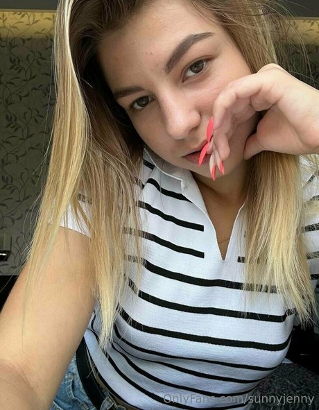 sunnyjenny pornstar photo