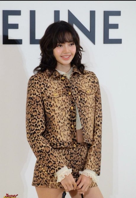 Lisa Manoban nudes model images