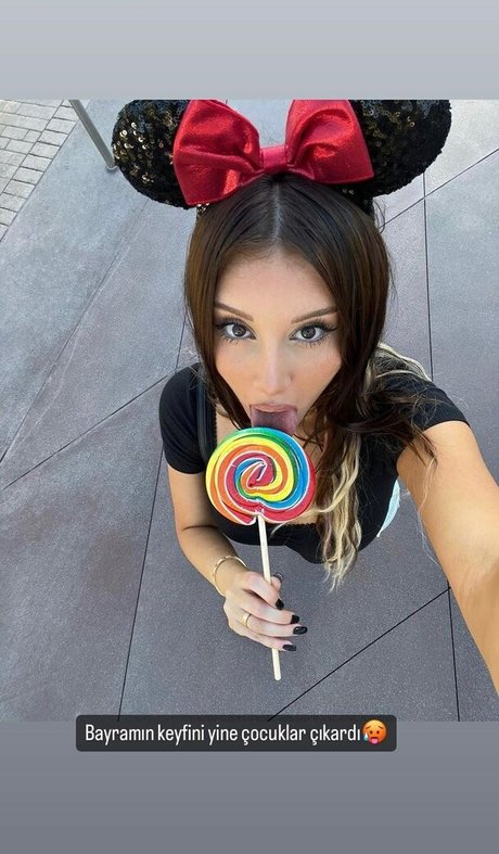 Pollybabbyy sexy star image