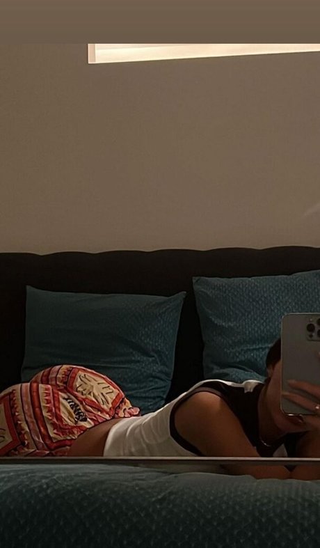 Pollybabbyy pornstar adult archive