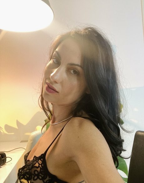 Mistress ClairSatine model xxx archive