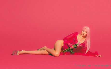 tasteicebarbie exclusive star img
