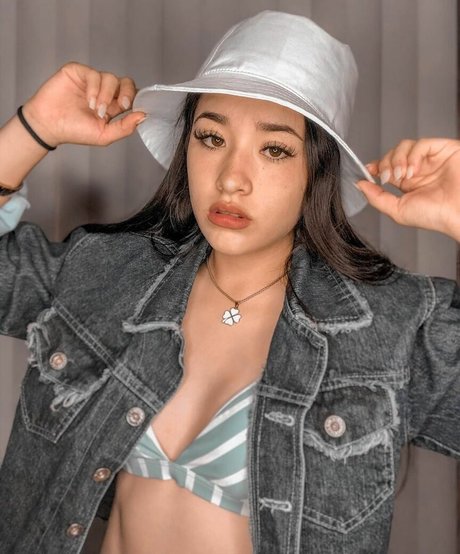 Ashly Martinez beautiful actress img